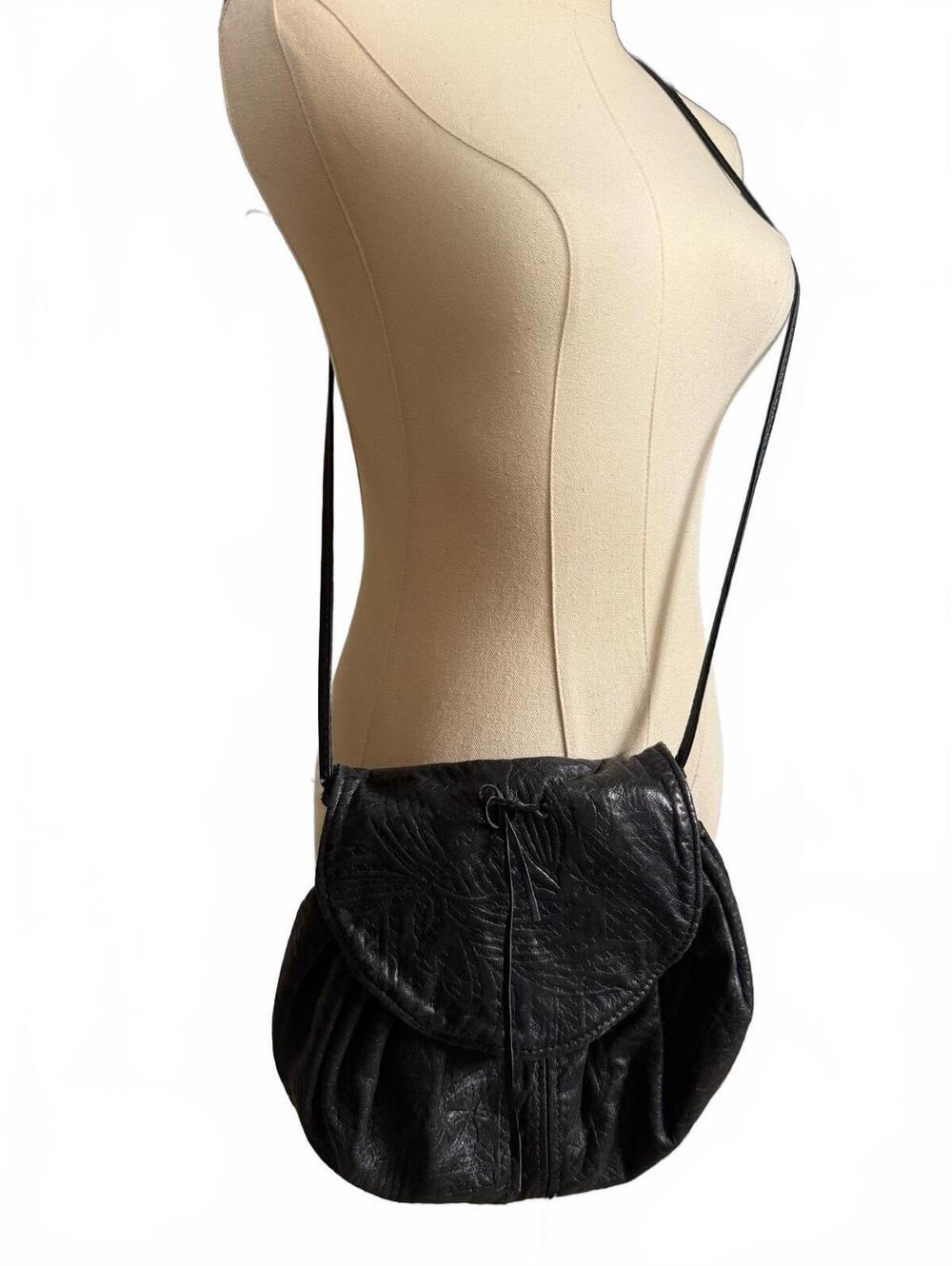 Vintage Black Leather Crossbody Bag with Drawstring Closure